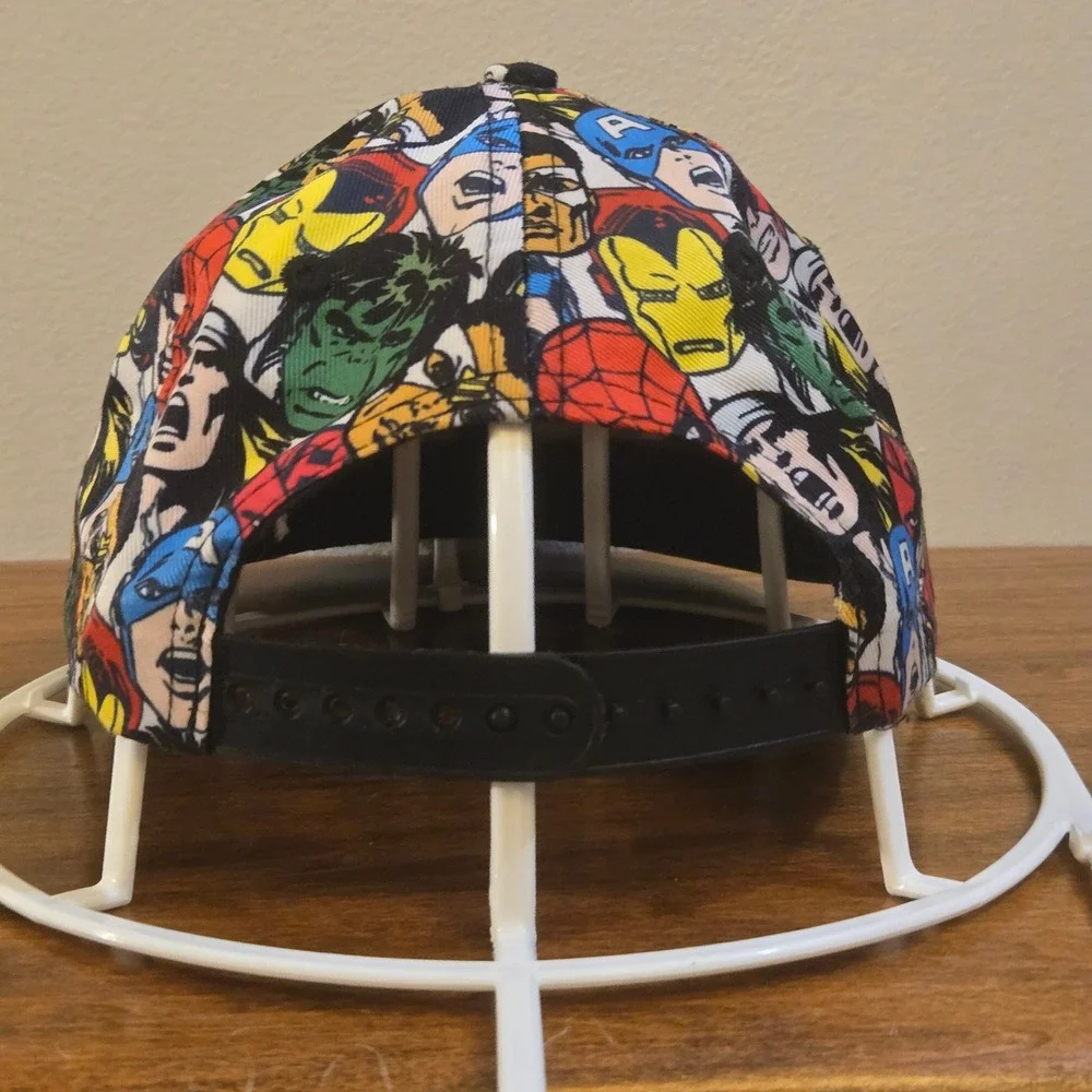 Marvel Avengers Kids Snapback Hat Black Multicolor Comic Print 326-05-0118 OSFM